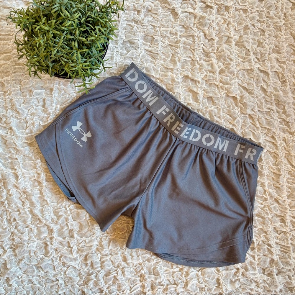 Under Armour UA Play Up Freedom Athletic Running Shorts Workout Gym Pockets